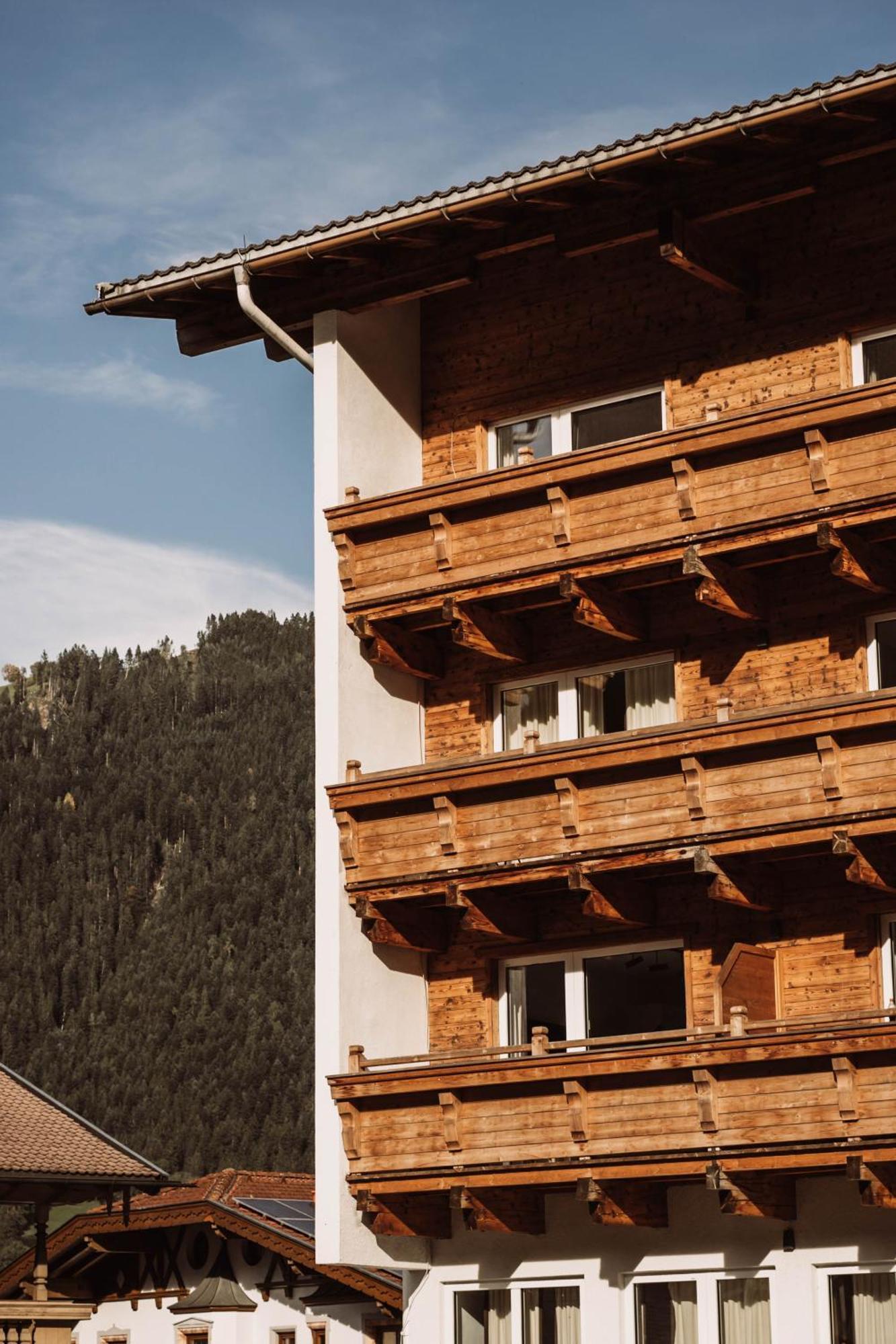 Lebe'Schlitters - Das Ferienapartmenthaus Im Zillertal Экстерьер фото