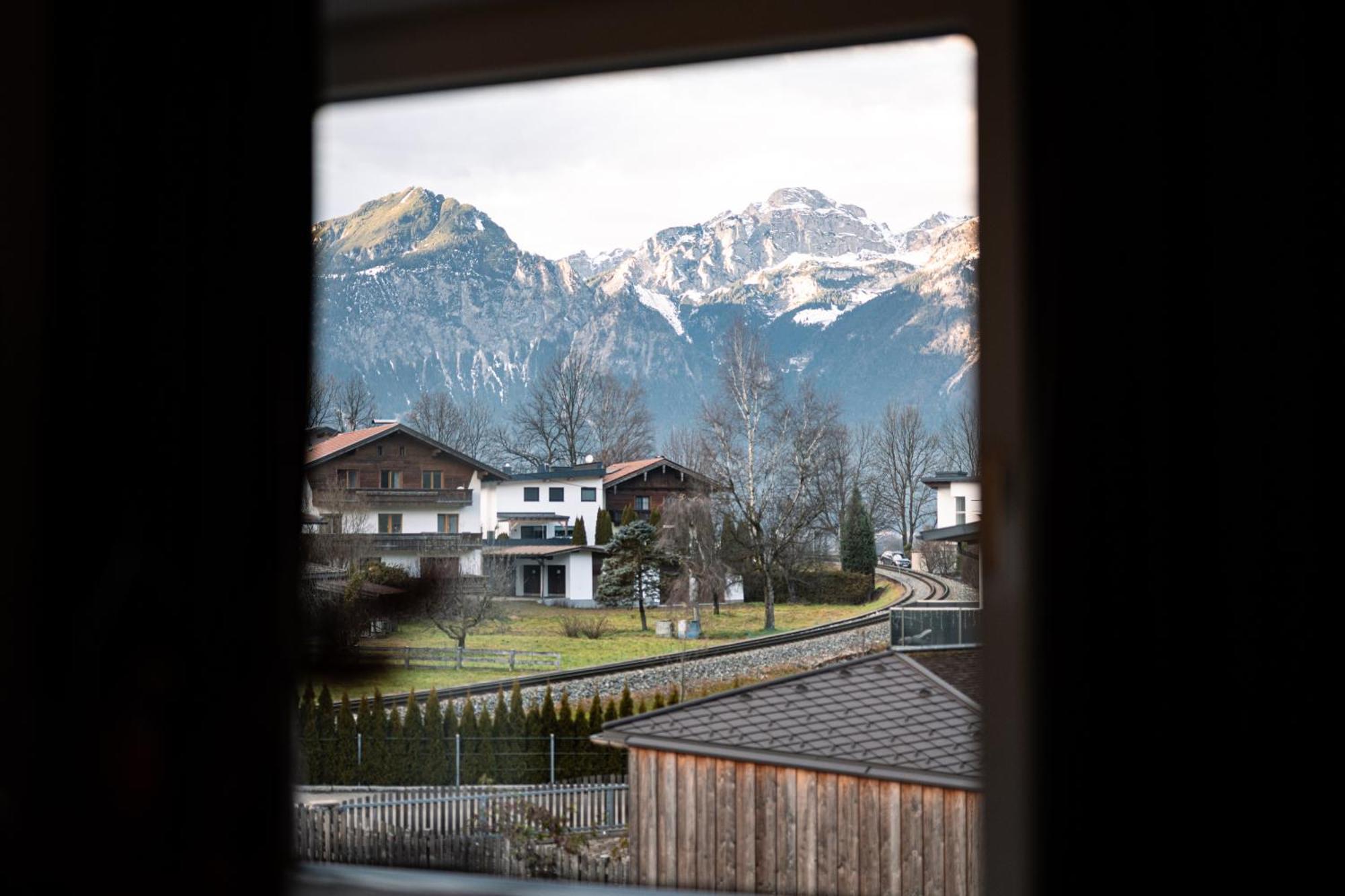Lebe'Schlitters - Das Ferienapartmenthaus Im Zillertal Экстерьер фото